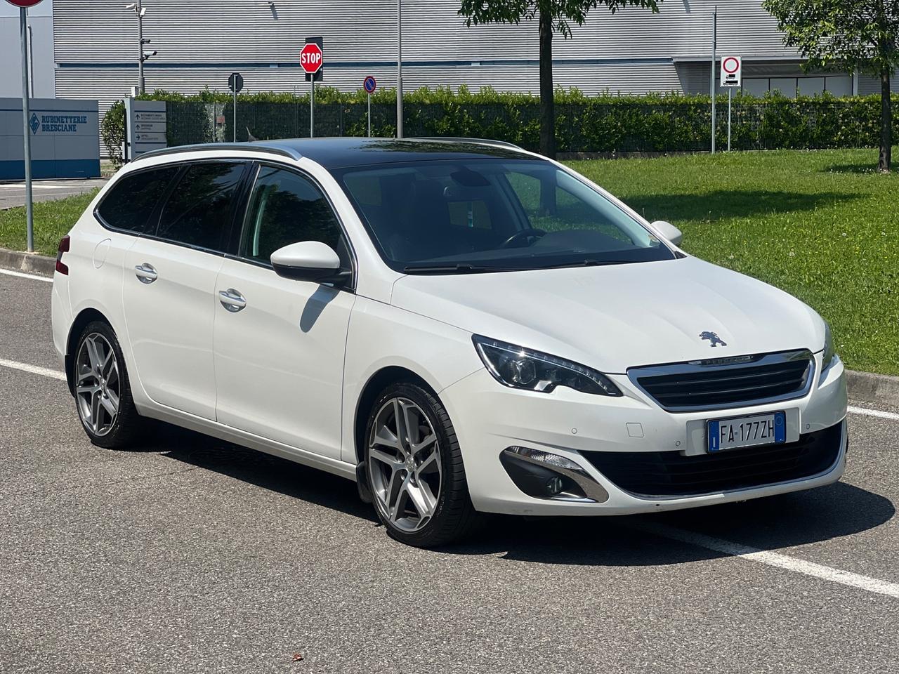Peugeot 308 BlueHDi 120 S&S EAT6 SW GT Line