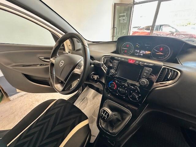 Lancia Ypsilon 1.2 69 CV GPL Ecochic VENDUTA