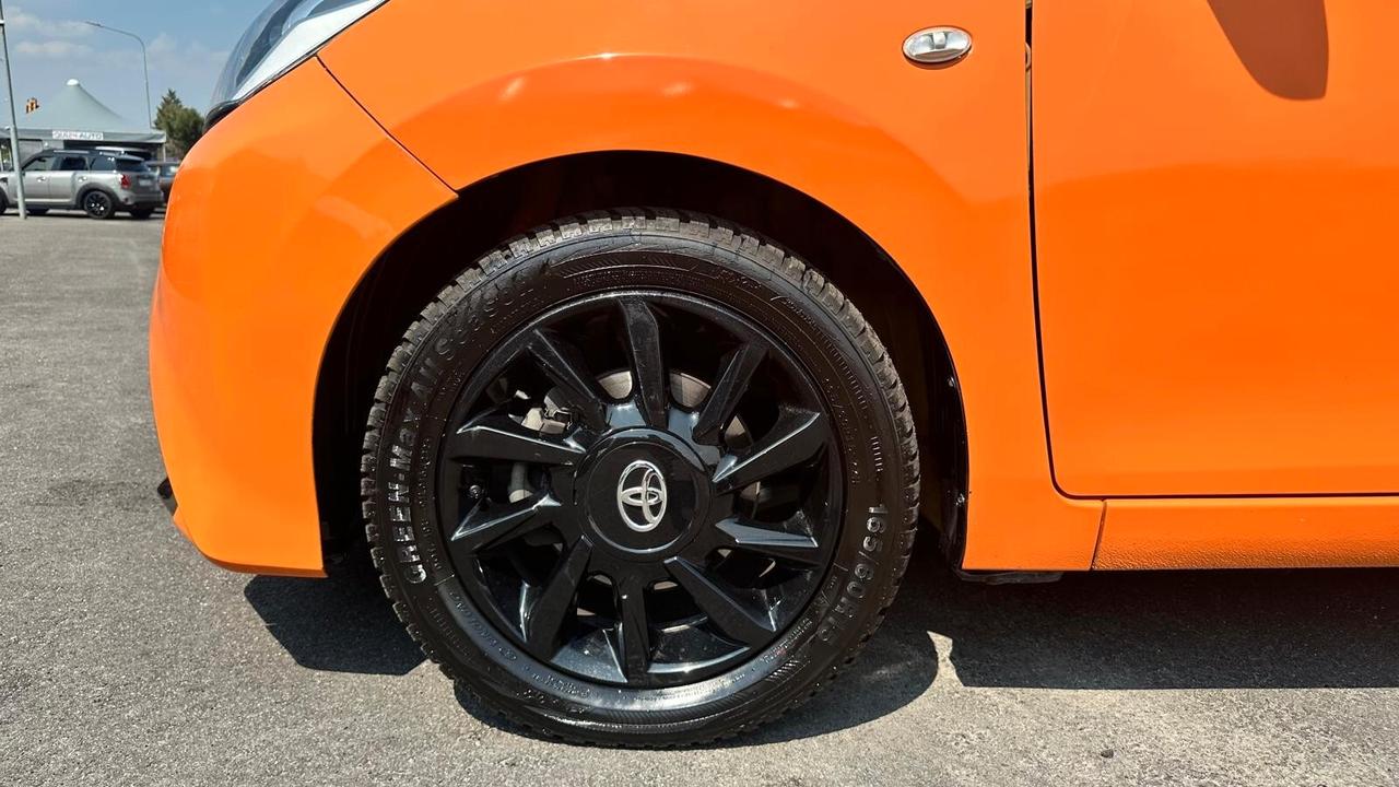 Toyota Aygo 1.0 BENZINA 72 CV KM CERTIFICATI-UNICO PROPRIETARIO