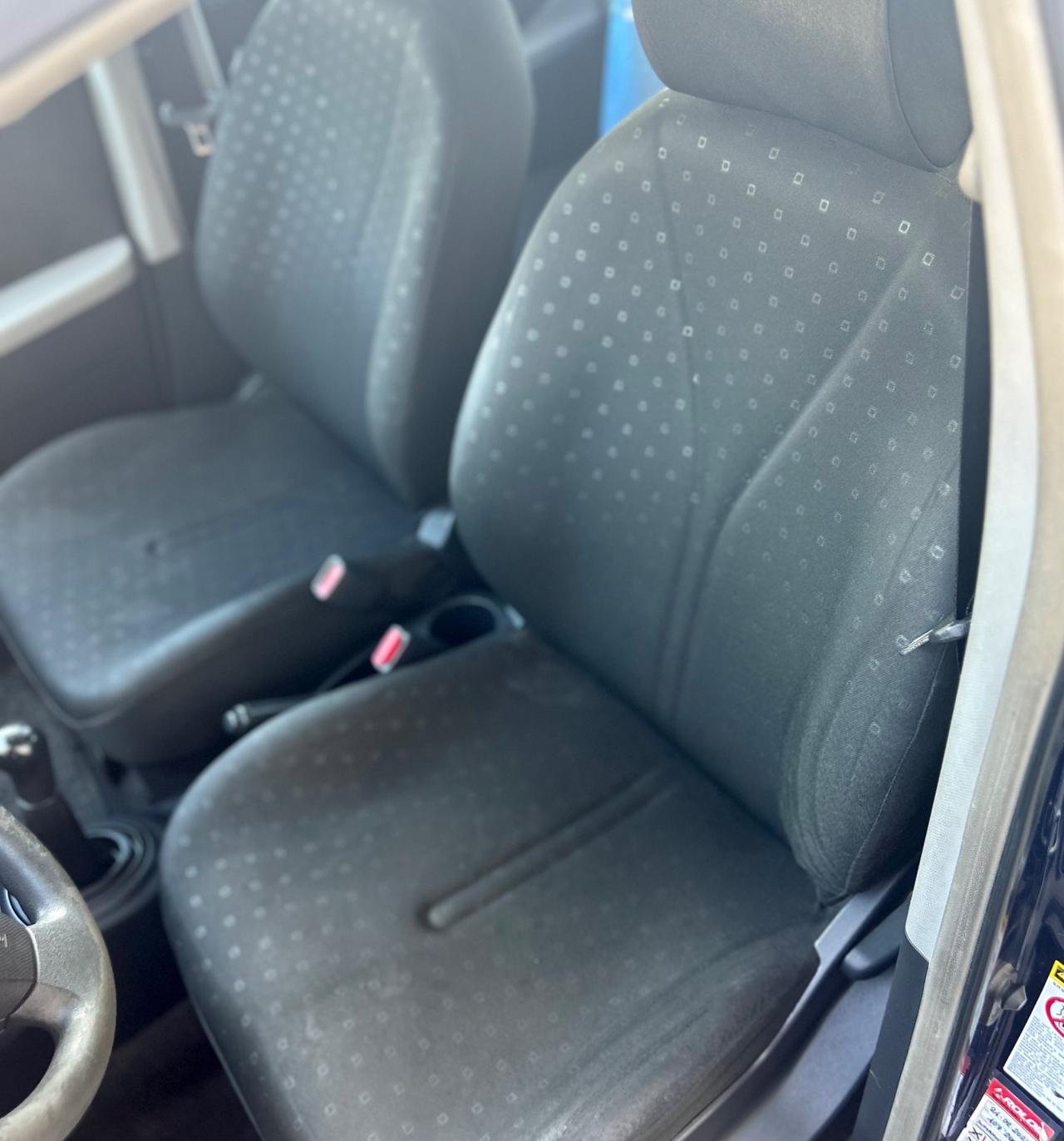Toyota Yaris 1.3 5 porte Ed. Luna Neopatentati