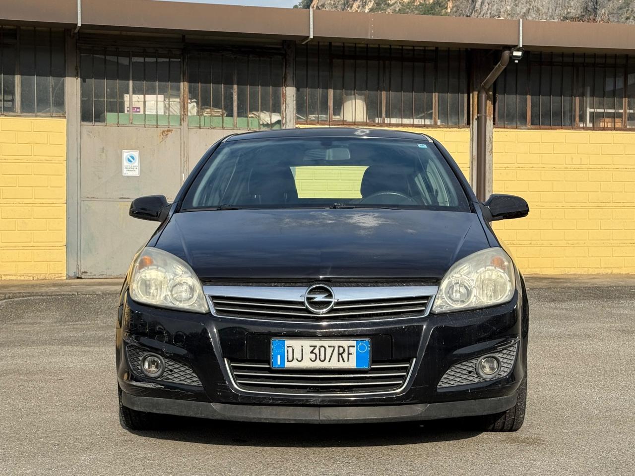 Opel Astra 1.7 CDTI 101CV 5 porte Cosmo