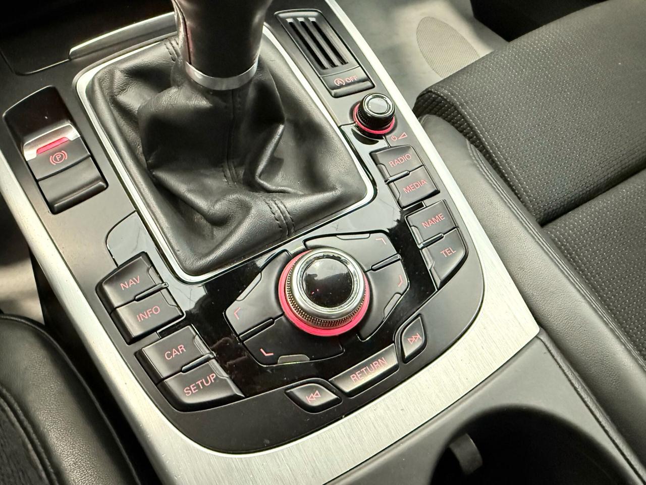 AUDI A4 - 2.0 TDI 143cv S-Line Avant