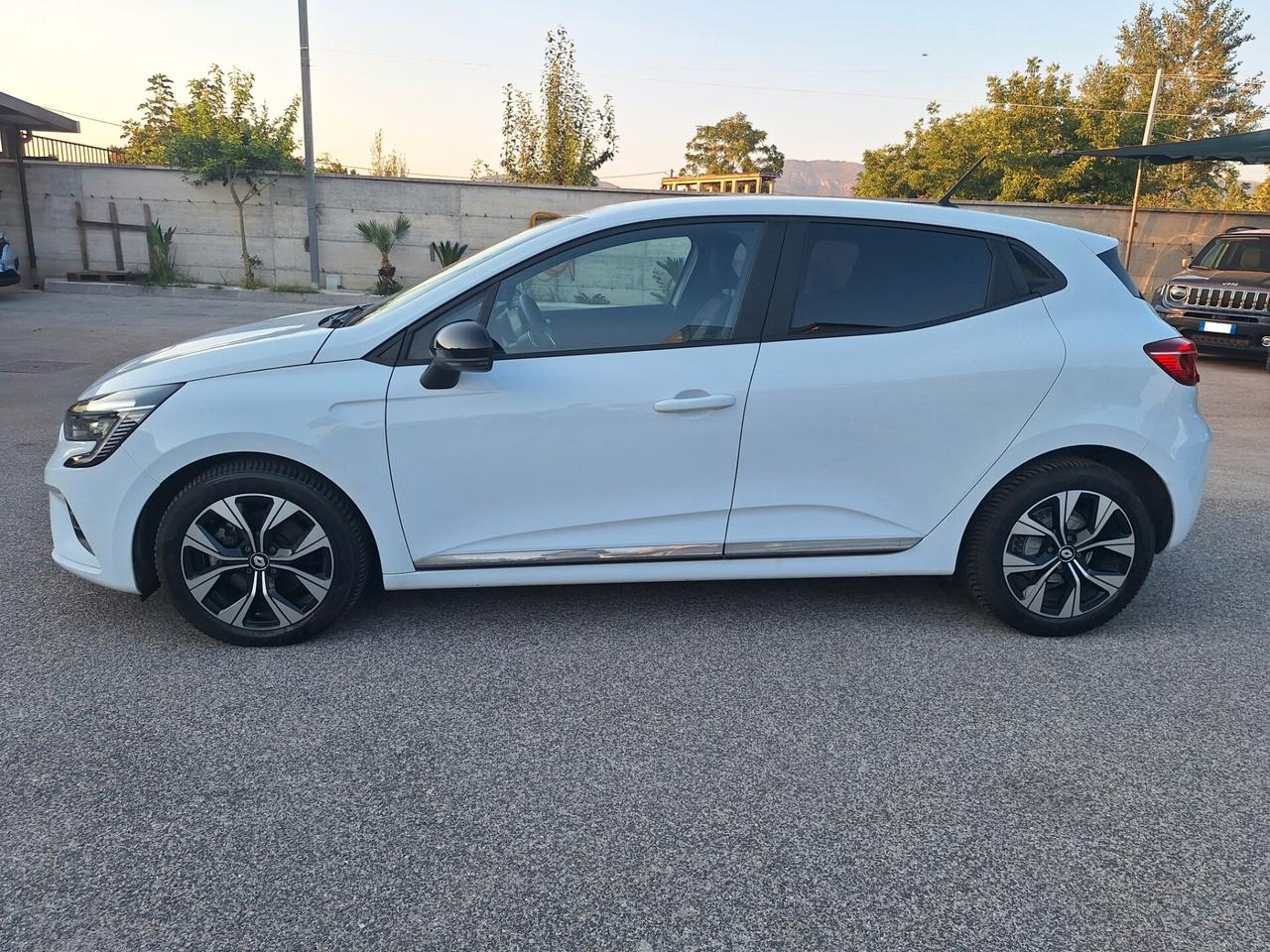 Renault Clio Blue dCi 100 CV 5 porte Evolution + Nav