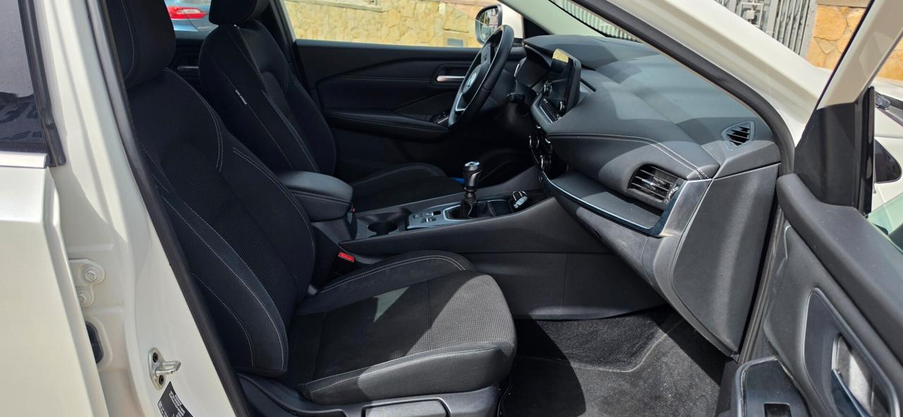 Nissan Qashqai MHEV 140 CV Business