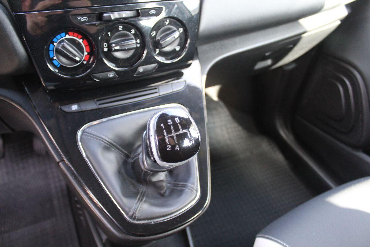 LANCIA - Ypsilon - 1.2 69 CV 5 porte Elefantino