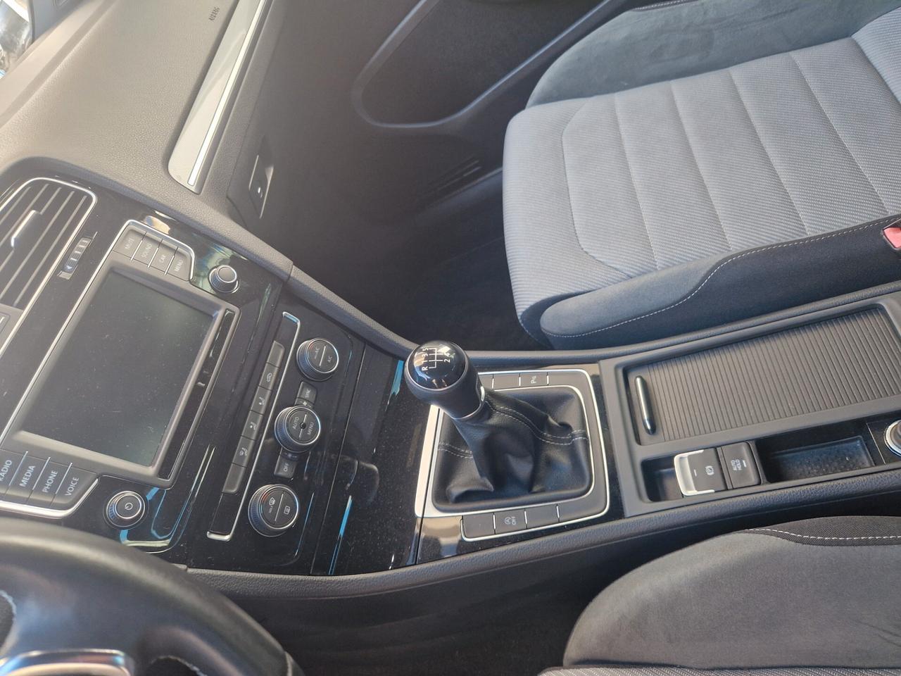 Volkswagen Golf 1.6 TDI 110 CV 5p. Sport R-LINE