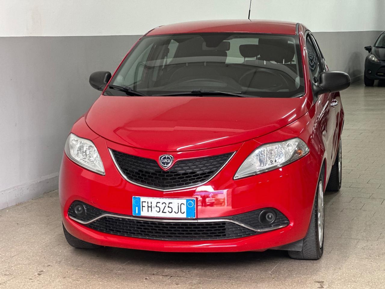 Lancia Ypsilon 1.2 69 CV 5 porte GPL Ecochic Gold