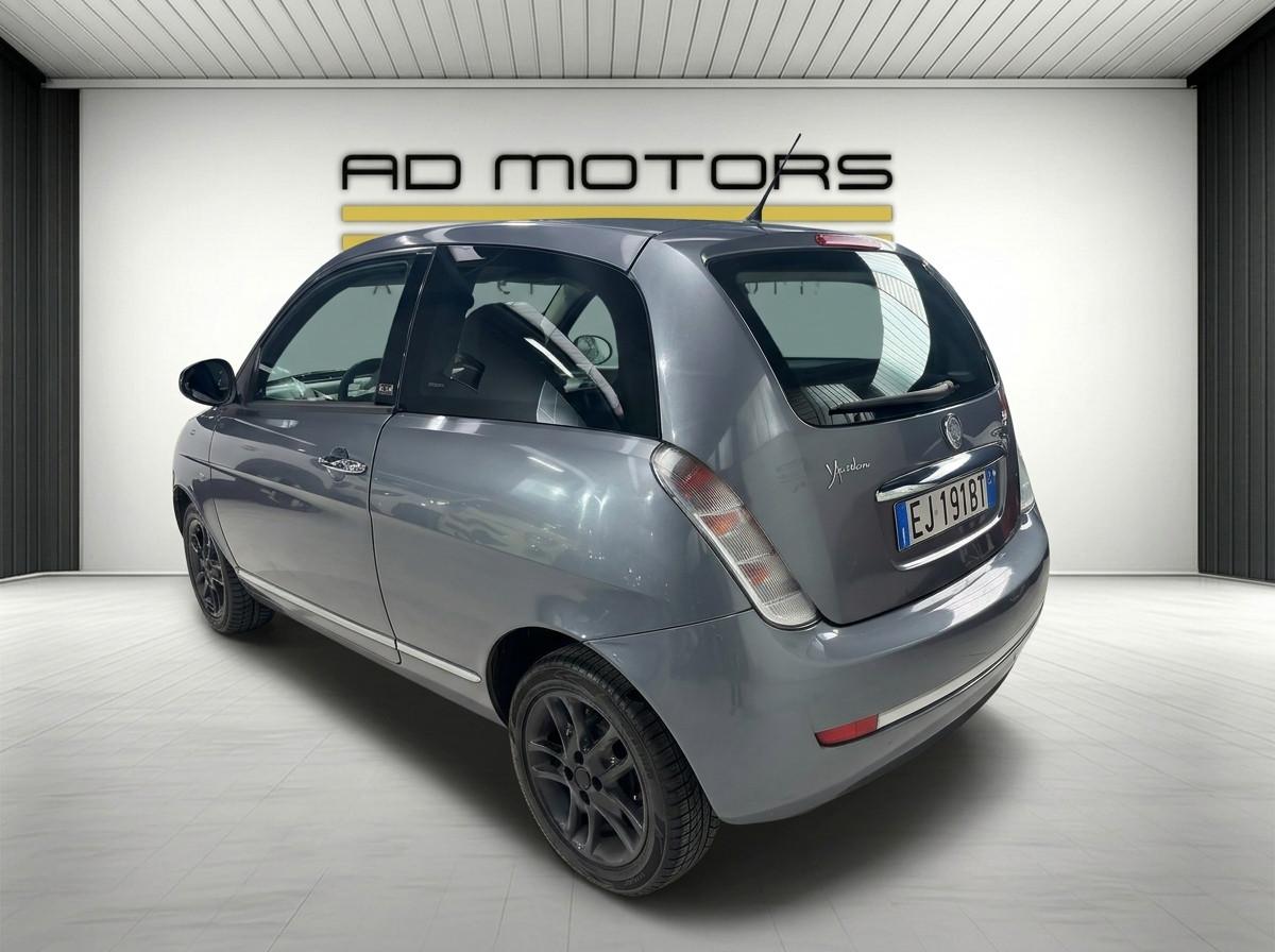 Lancia Ypsilon 1.3 mjt 16v Unyca