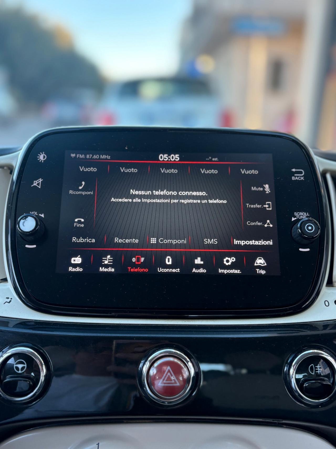 Fiat 500 1.0 hybrid Dolcevita 70cv adatta per NEO PATENTATI,CON BLOCK SHAFT,U-CONNECT,ANDROID AUTO,SCHERMO TO