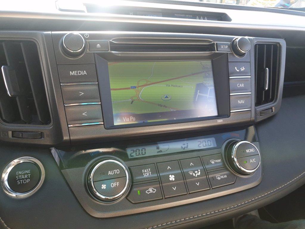 TOYOTA Rav4 2.0 d-4d active 2wd 124cv mt del 2014