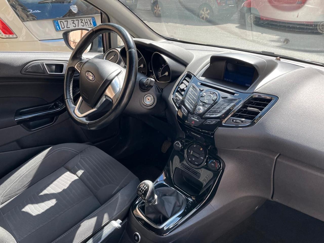 Ford Fiesta 1.4 5p. Bz.- GPL Titanium