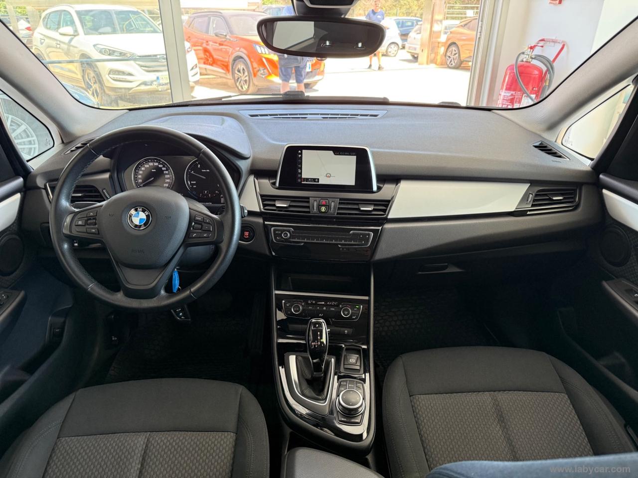 BMW 216d Active Tourer Business