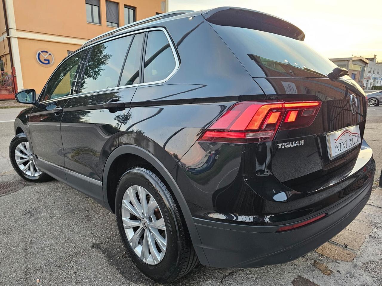 Volkswagen Tiguan 2.0 TDI 150cv DSG Style*Navi*Pdc*Euro6*