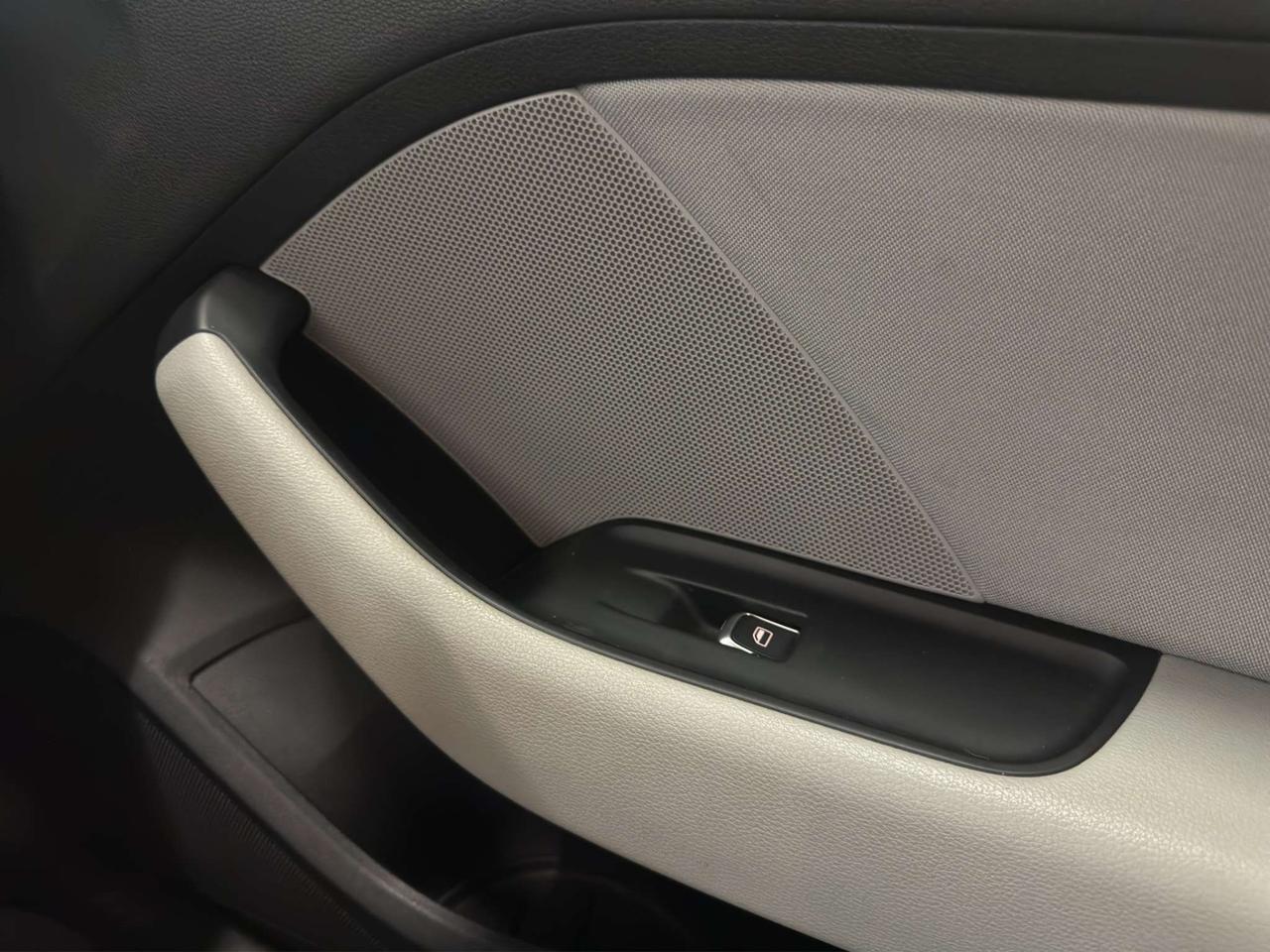 Audi A3 A3 III Sportback 1.6 tdi Ambiente