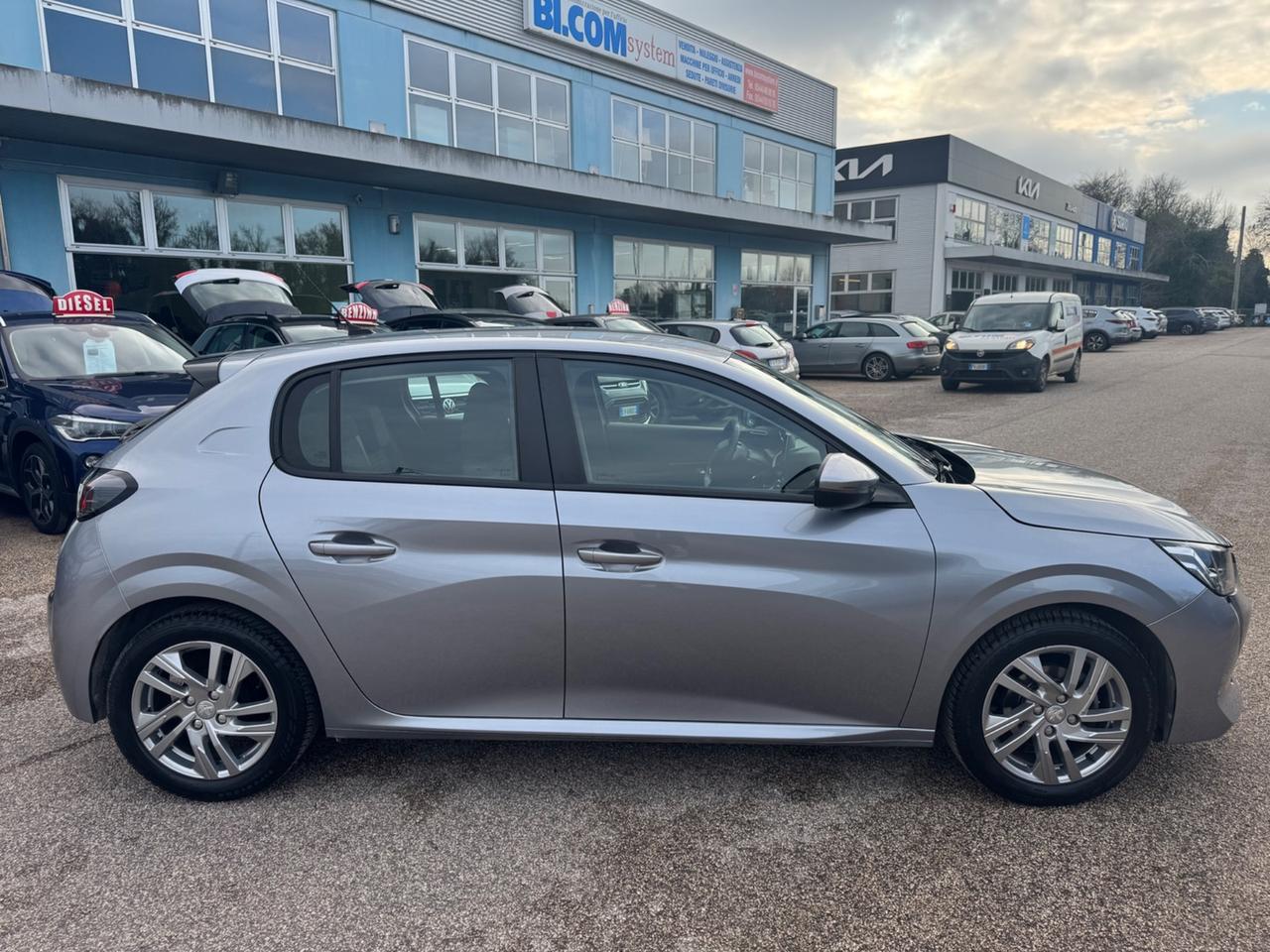 Peugeot 208 1.2 75 Stop&Start 5 porte Active NEOPATENTATI