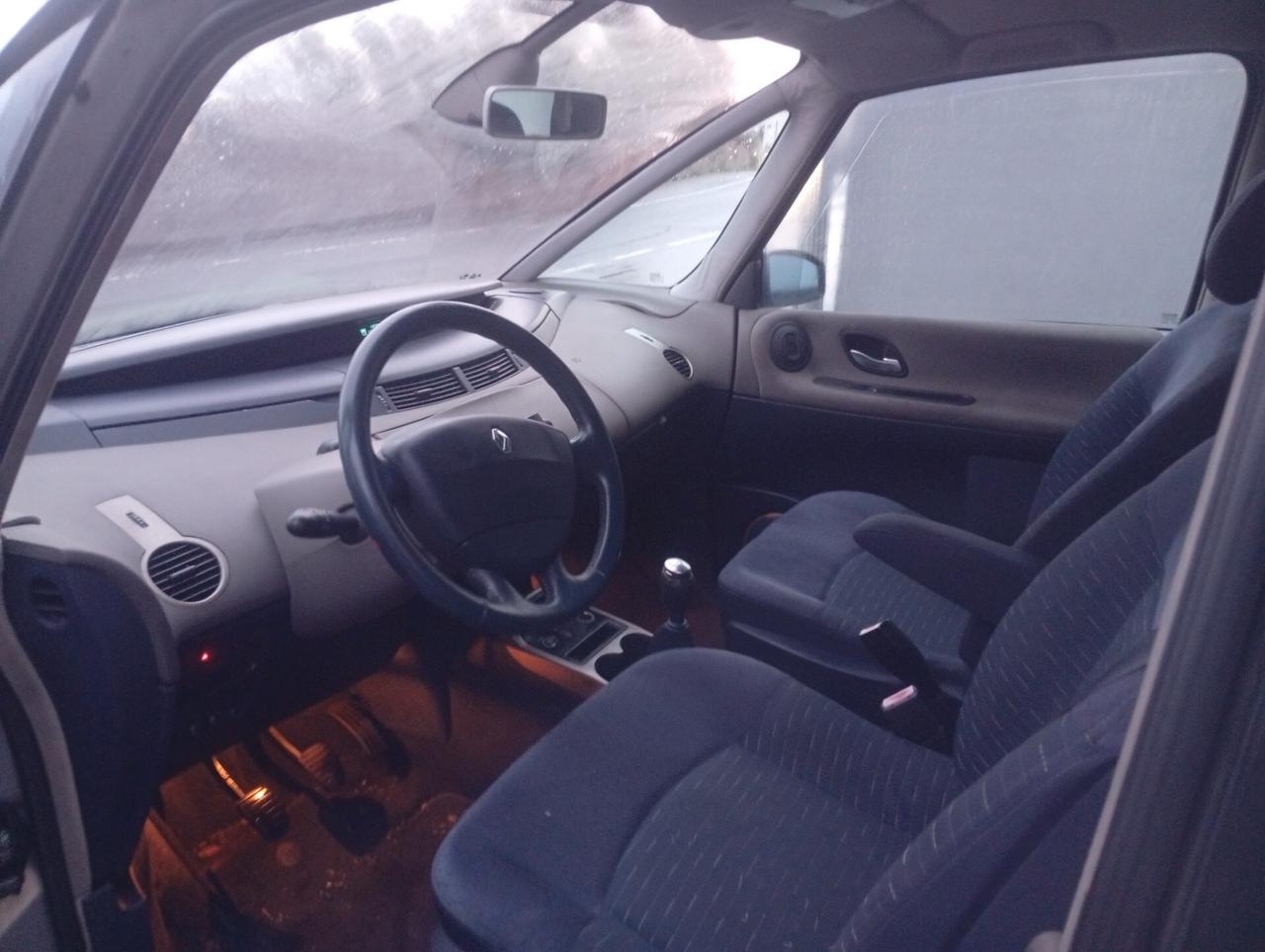 Renault Espace Grand 2.2 16V dCi Initiale