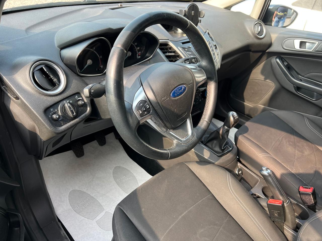Ford Fiesta 1.5 TDCi 95CV 5 porte Titanium/OK NEOPATENTATI
