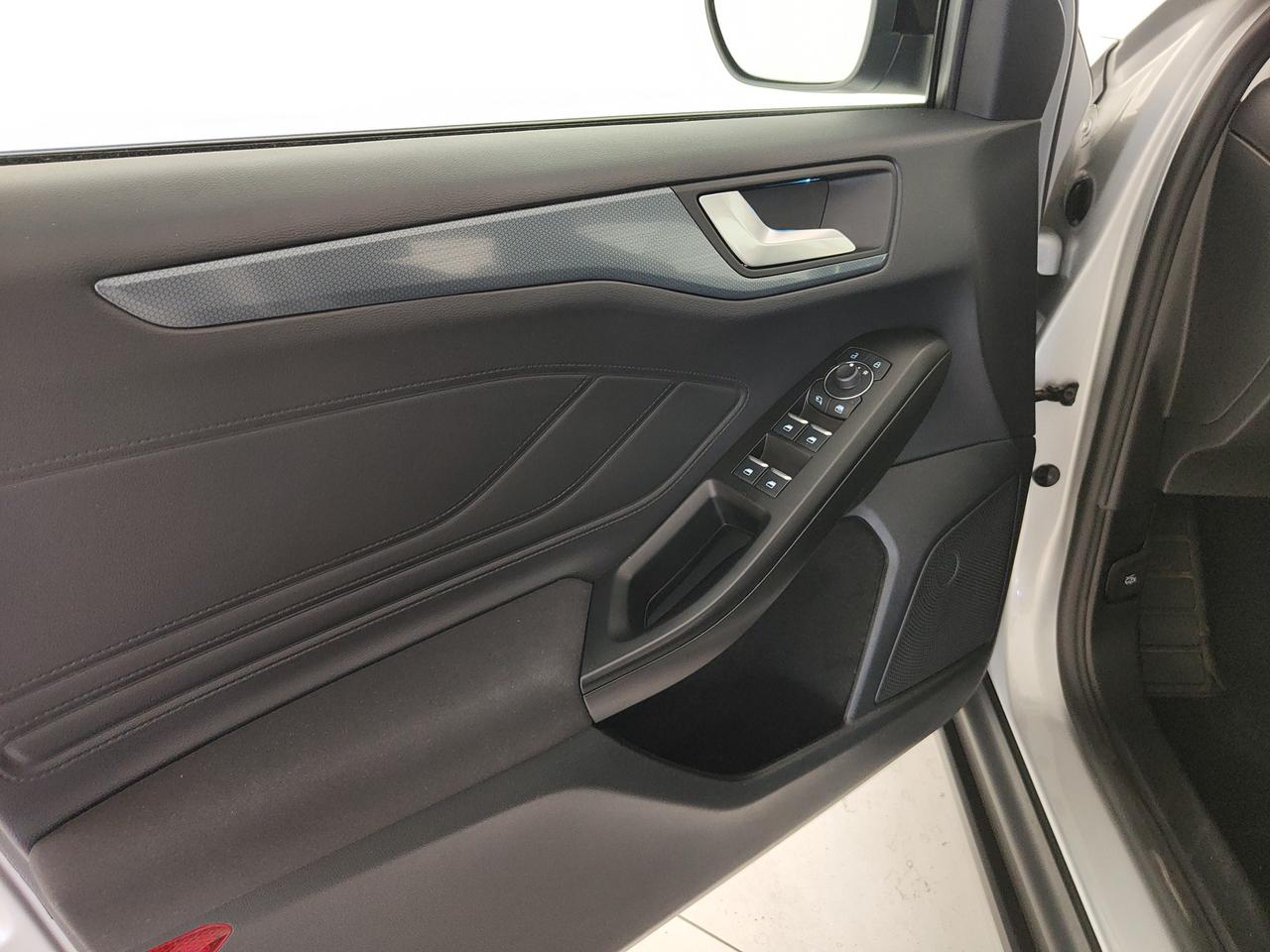FORD Focus Active 1.0t ecoboost h 125cv