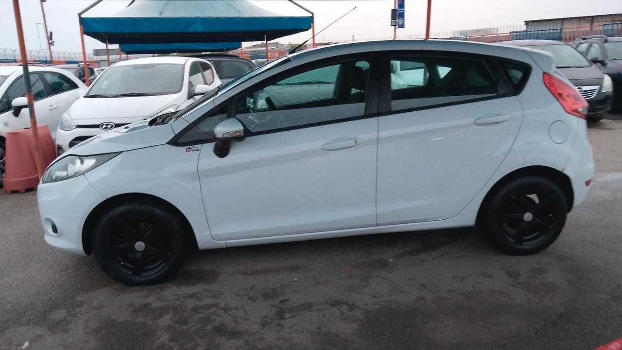 Ford Fiesta 1.4 TDCi 5p. Ghia
