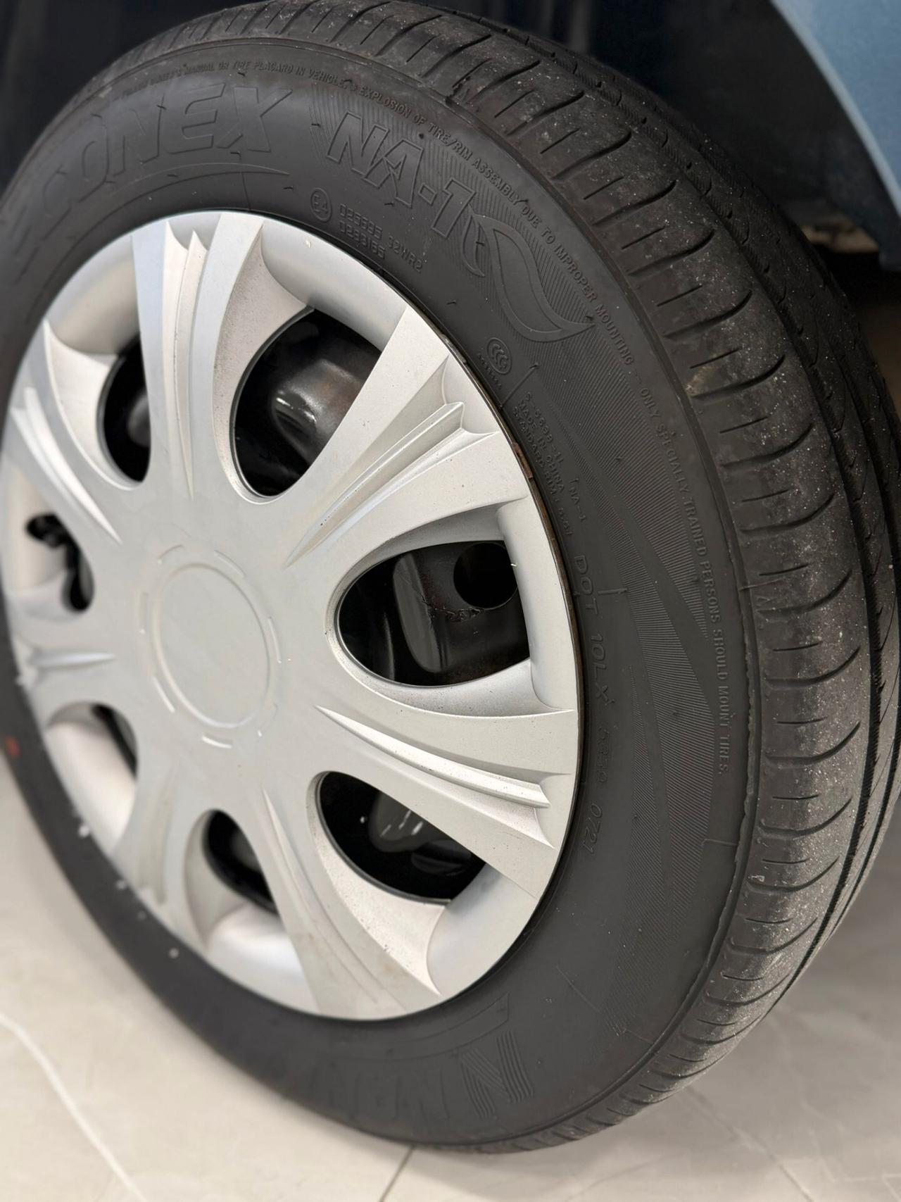 Dacia Logan MCV 1.6 GPL 5 posti Lauréate