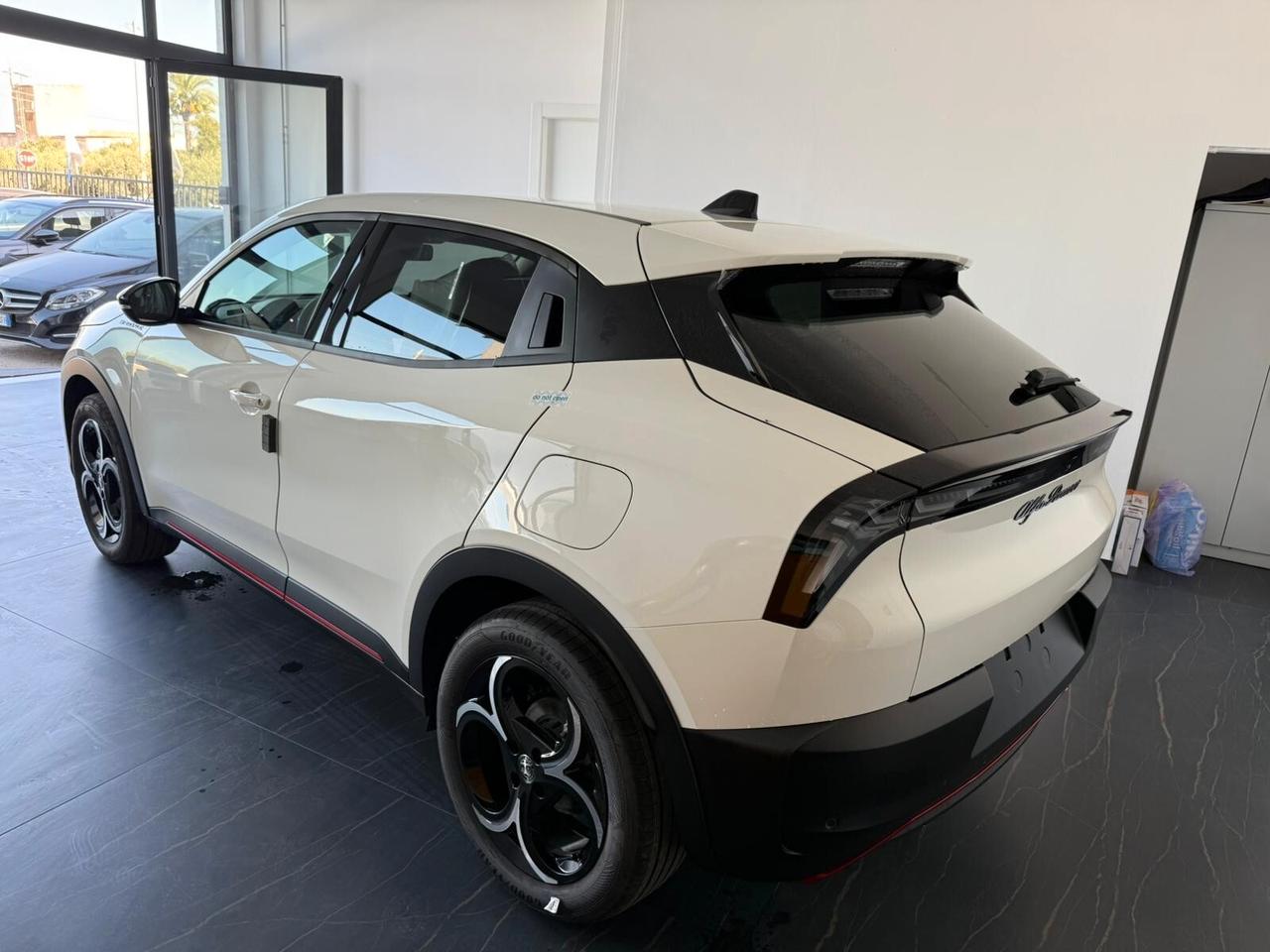 Alfa Romeo Junior 1.2 136 CV Hybrid eDCT6 Speciale