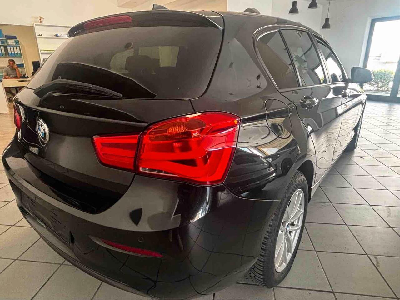Bmw 116 116i 5p. Advantage