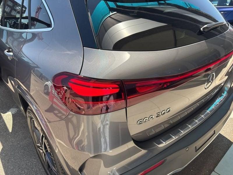 Mercedes-Benz EQA 300 4Matic AMG Line Advanced Digital Edition