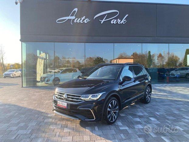 VOLKSWAGEN Tiguan 2.0 TDI 150 CV DSG R-Line + MA