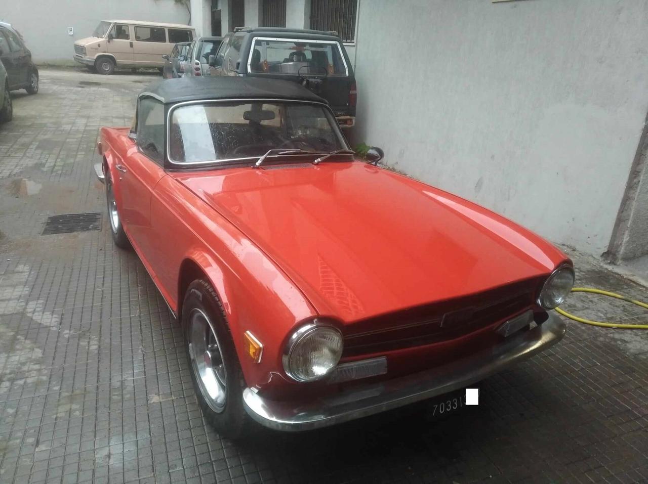 Triumph TR6 iniezione overdrive