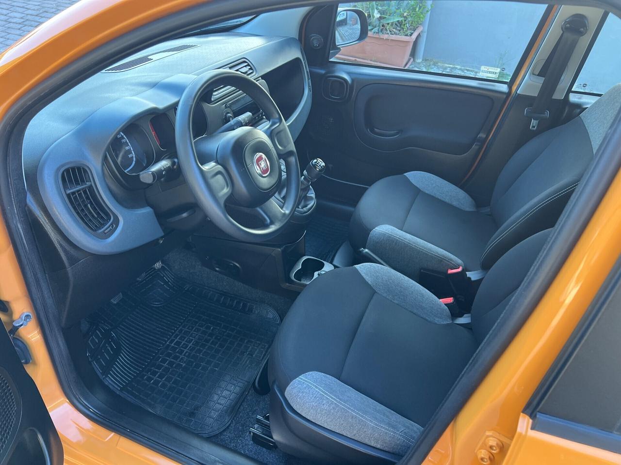 Fiat Panda 1.0 Hybrid 69cv Lounge 2021