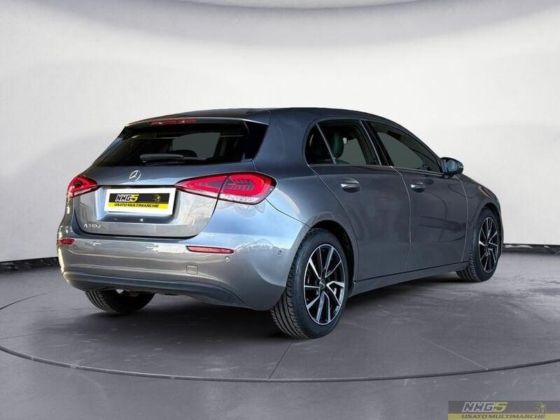 Mercedes-Benz Classe A A 180 d Automatic Business Plus