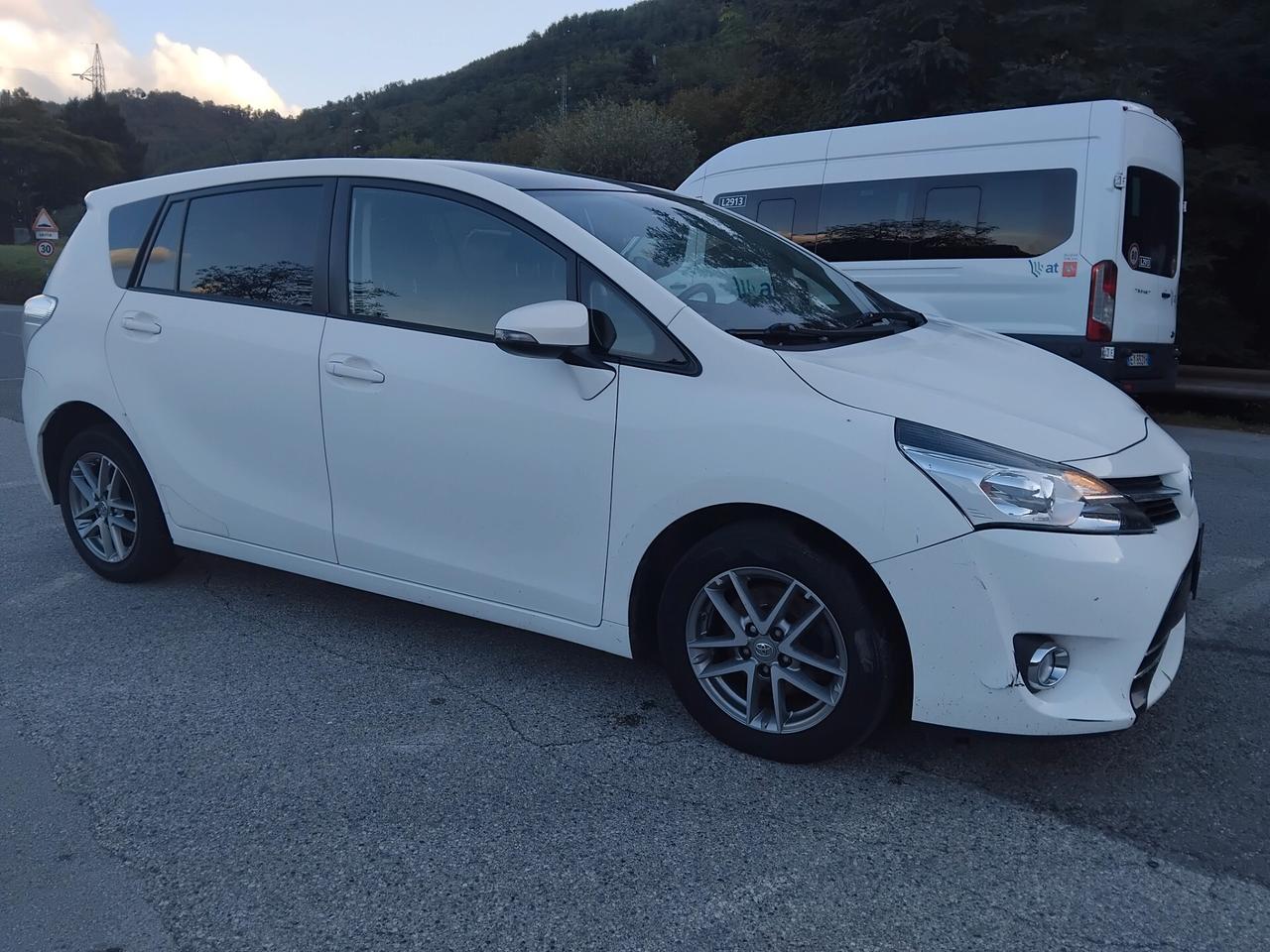Toyota Verso 1.6 D-4D Business