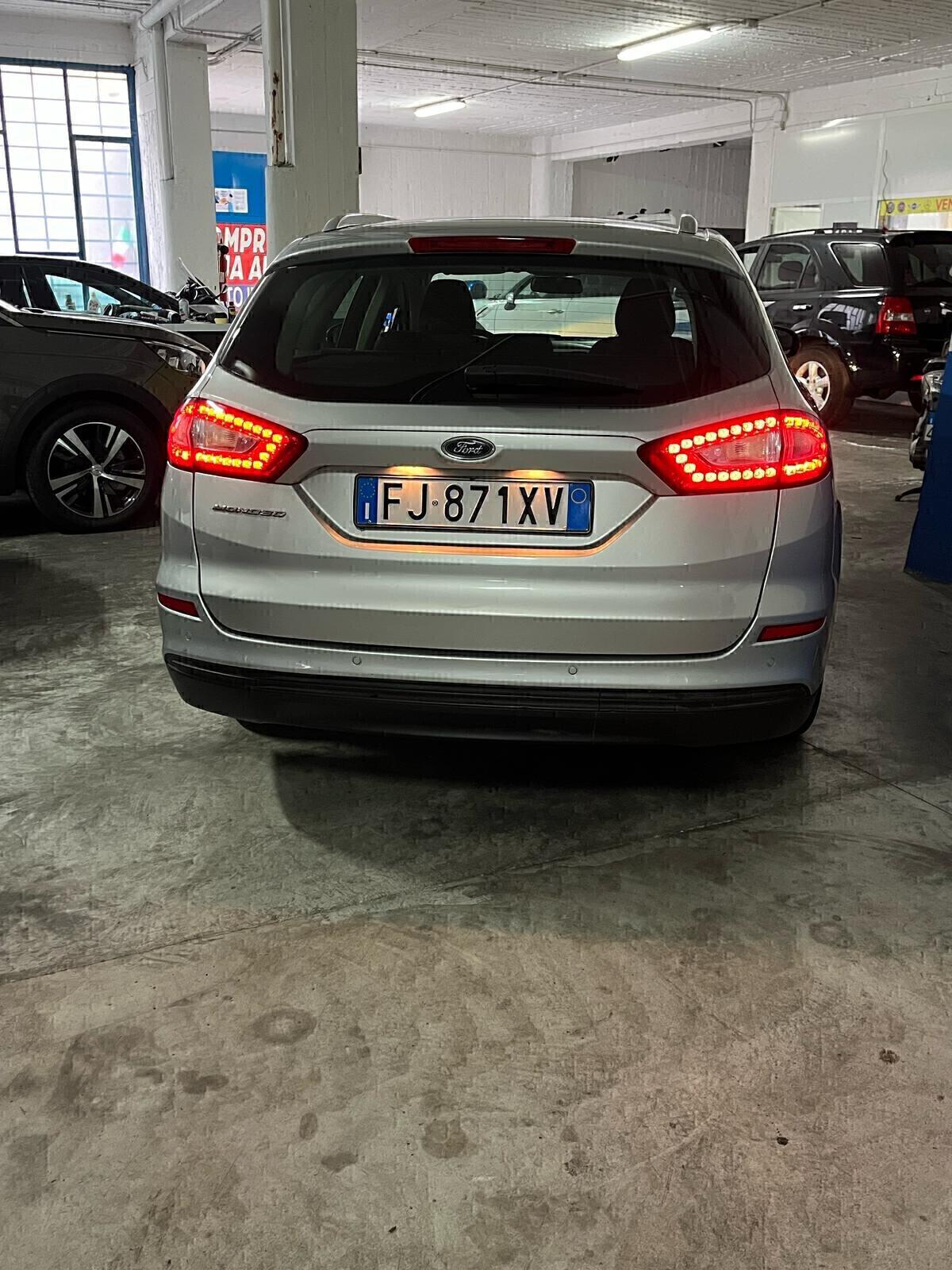 Ford Mondeo 2.0 TDCi 150 CV S&S Powershift SW Titanium Business