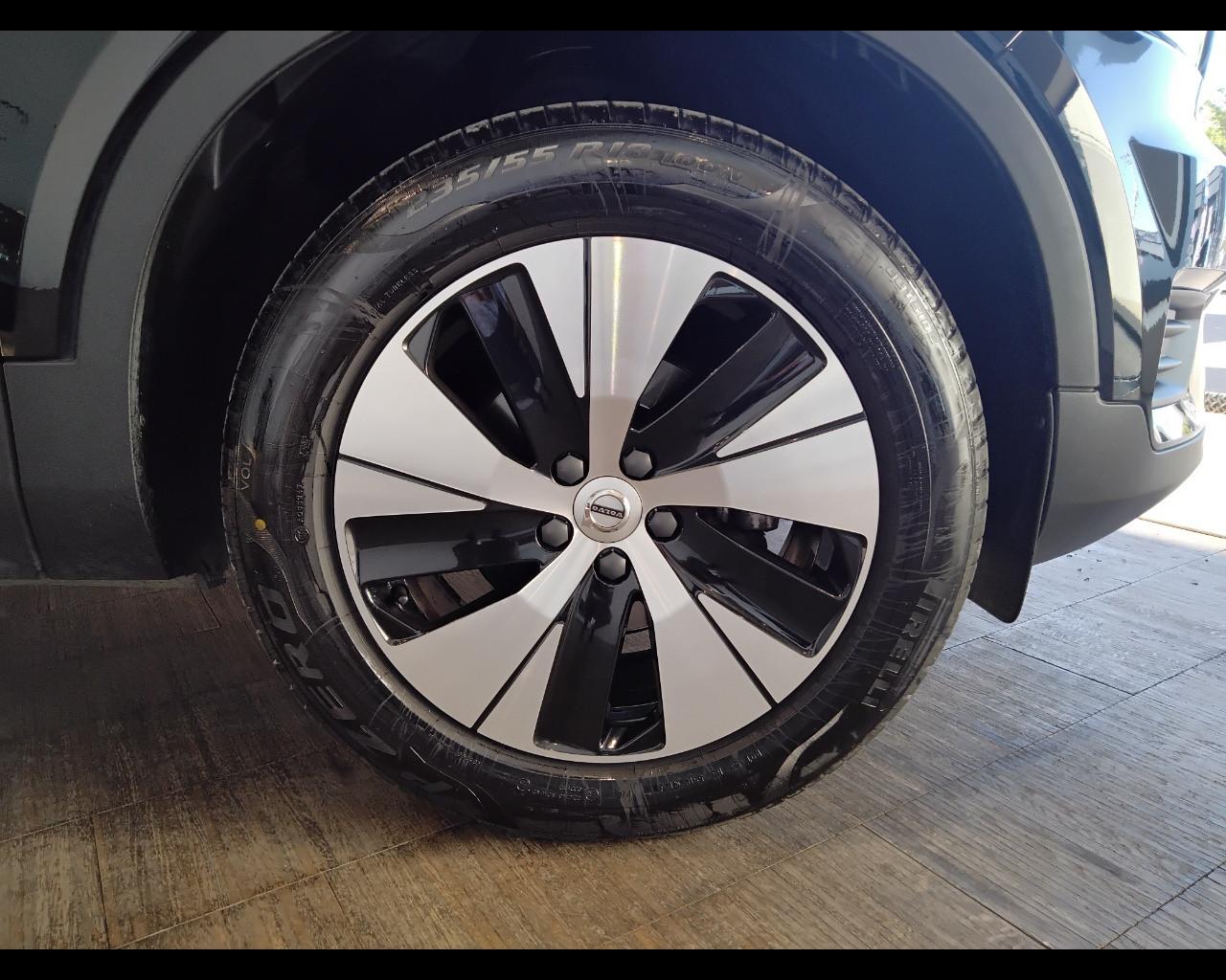 VOLVO XC40 - XC40 1.5 t2 Momentum my21