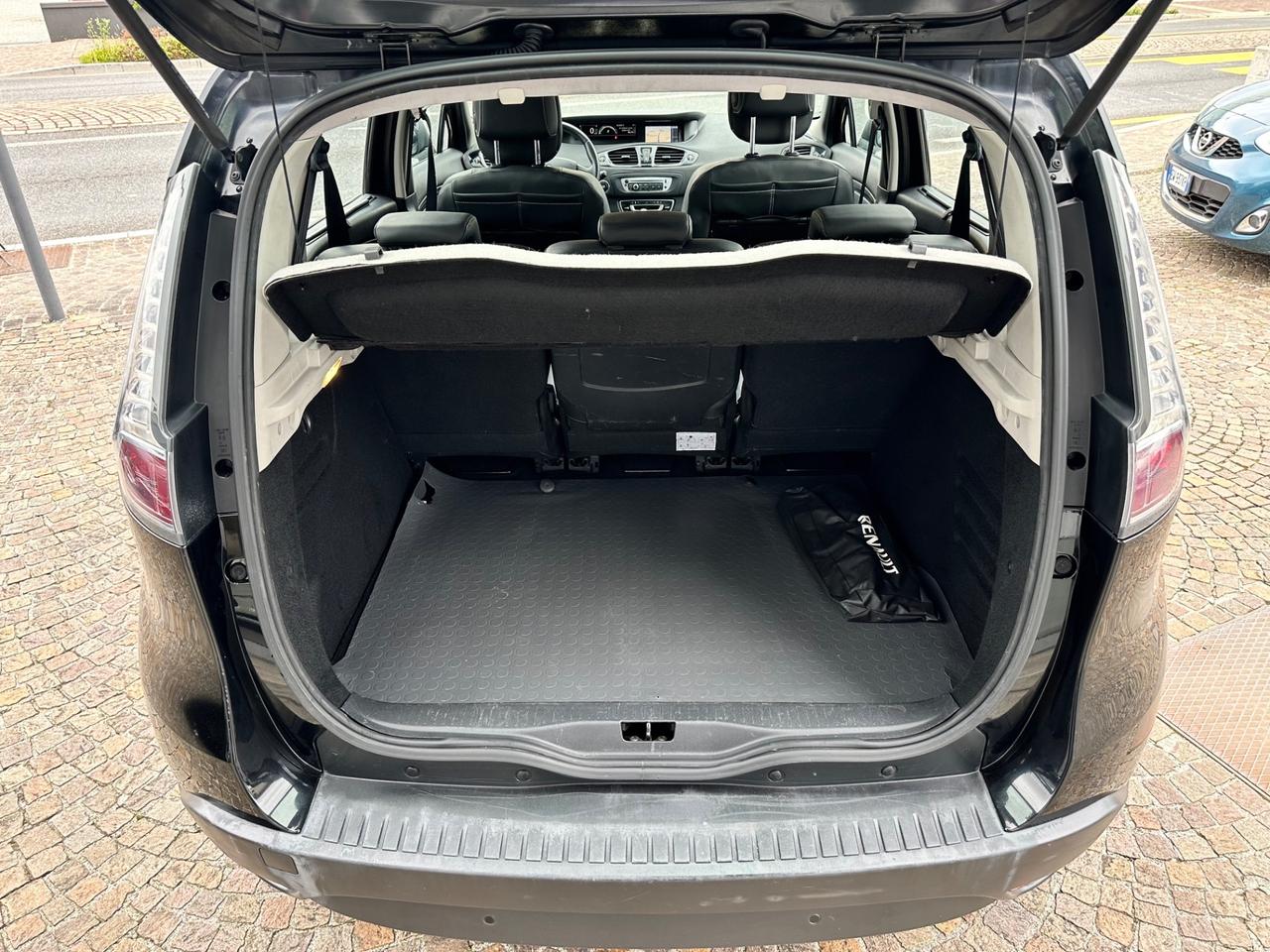 Renault Scénic XMod 1.5dCi 110CV