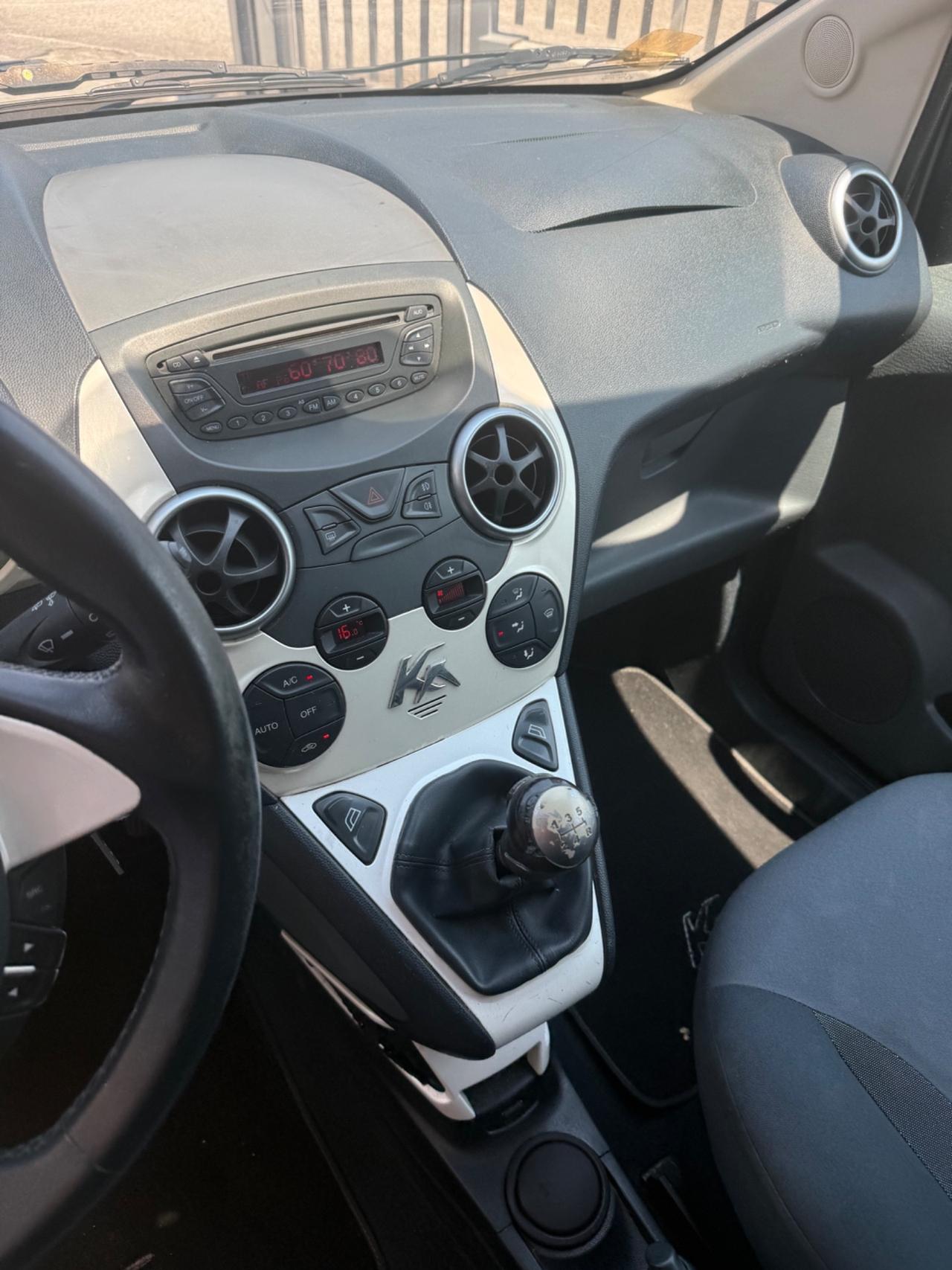 Ford Ka Ka+ 1.2 8V 69CV Titanium