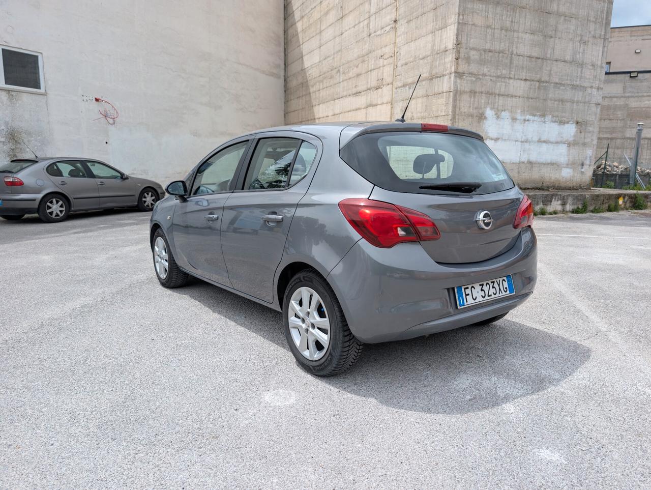 Opel Corsa 1.4 90CV GPL Tech 5 porte Cosmo