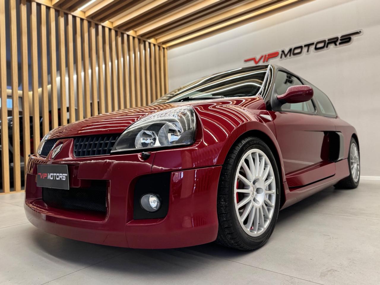 RENAULT CLIO V6 3.0 230CV **RARISSIMA ** ESEMPLARE NR 565