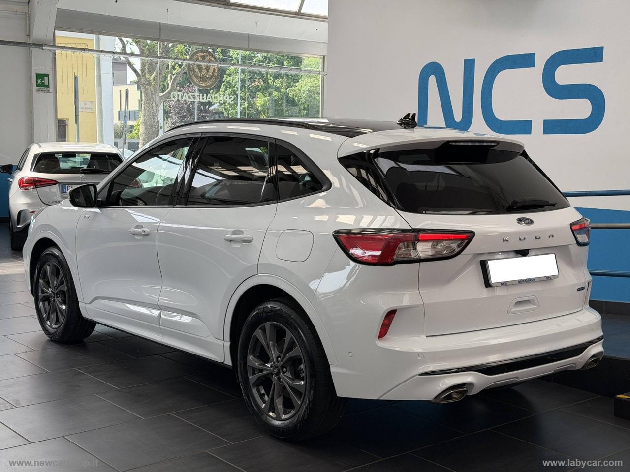 FORD Kuga 2.5 Full Hybrid 190 CVT 2WD ST-Line
