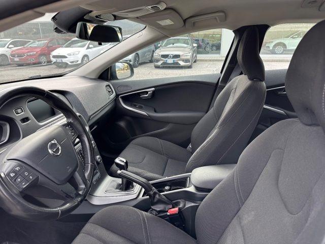 VOLVO V40 D2 Business