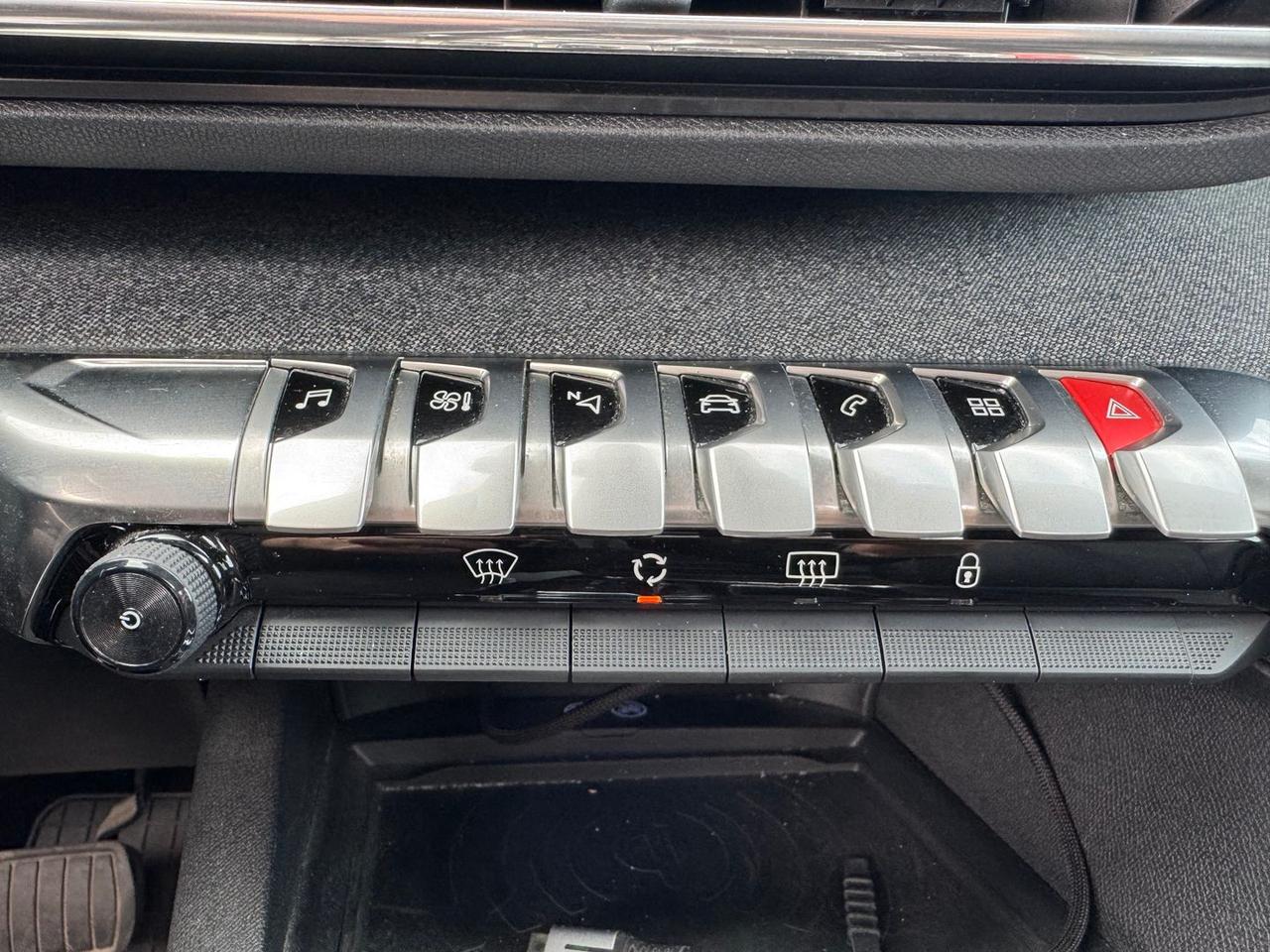 Peugeot 5008 1.5 Blue HDI 130 Allure 7 Posti #7721