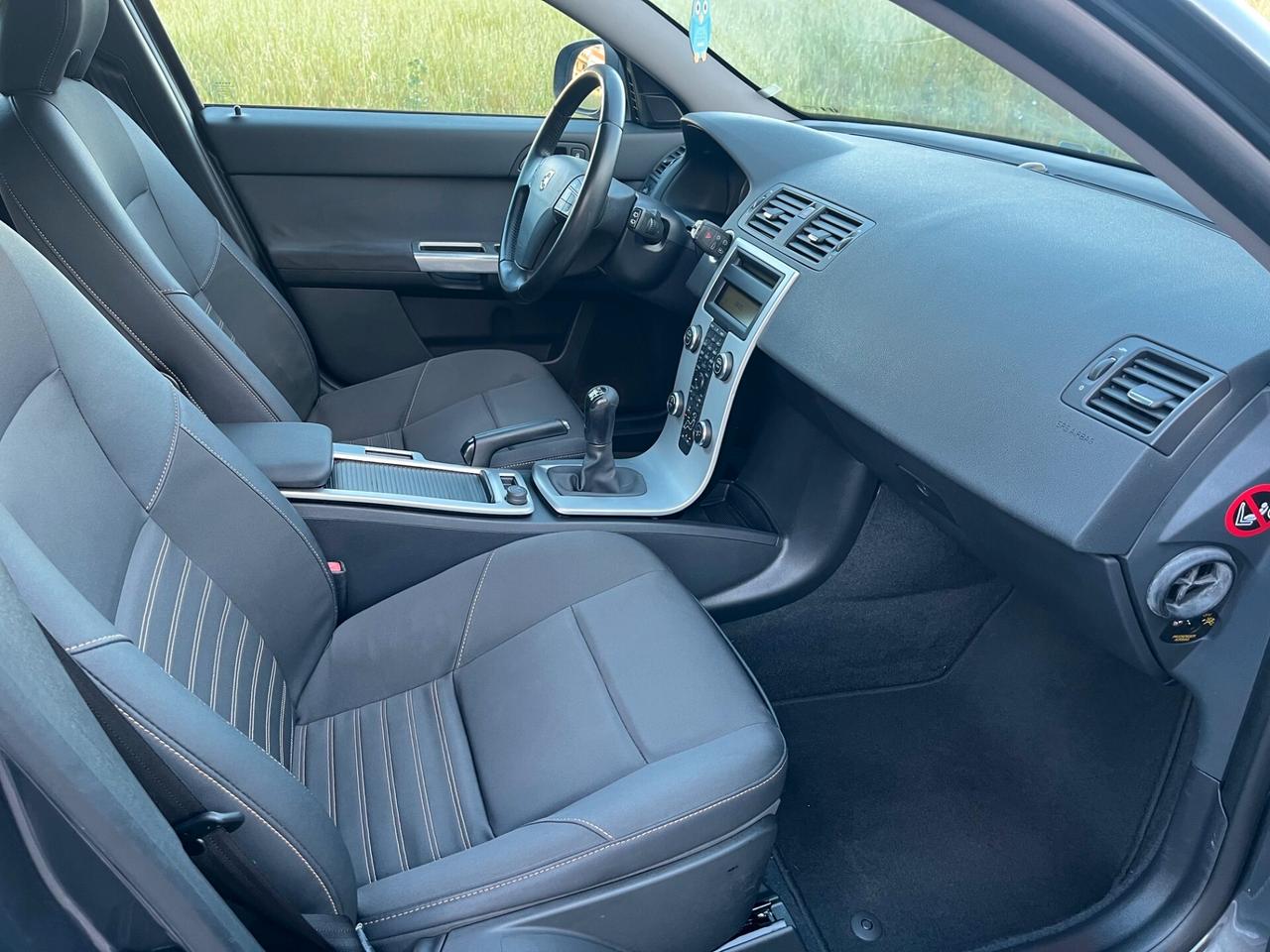 Volvo V50 D2 Momentum