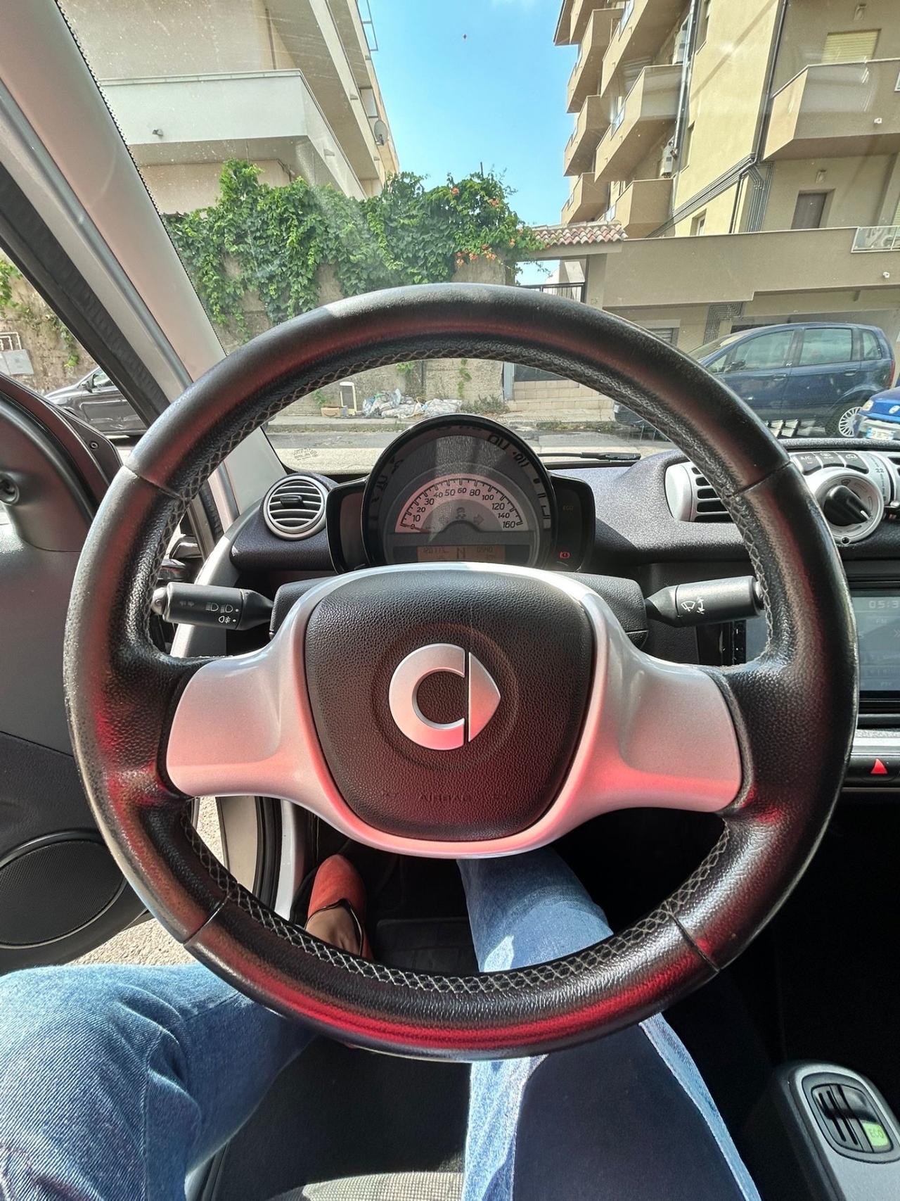 Smart ForTwo 1000 52 kW MHD coupé passion