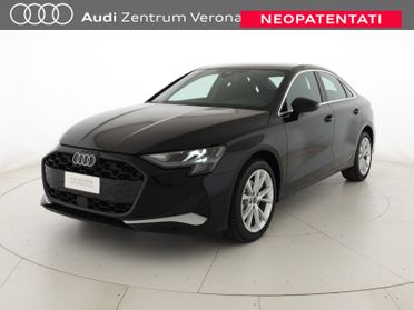 Sedan 30TFSI 116CV Business Advanced