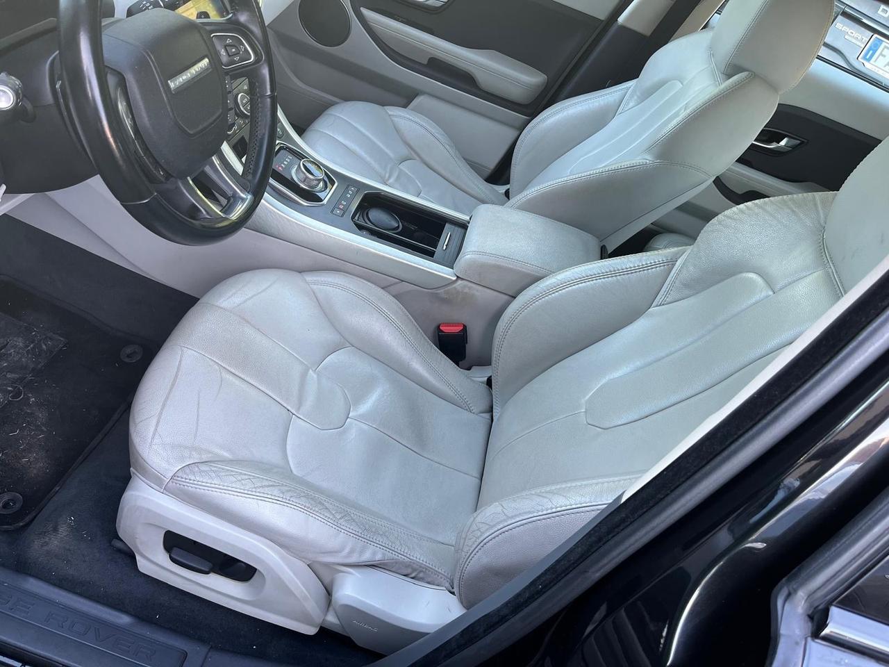Land Rover Range Evoque 2.2 TD4 5p. Dynamic