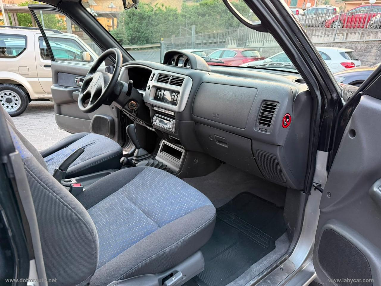 MITSUBISHI L200 2.5 TDI 4WD DC Pick-up GLS