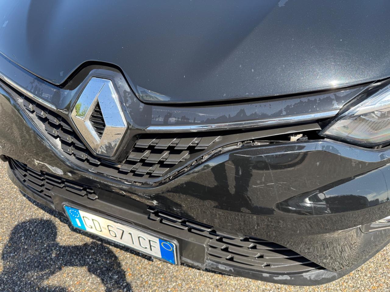 Renault Clio Blue dCi 85 CV 5 porte Business INCIDENTATA