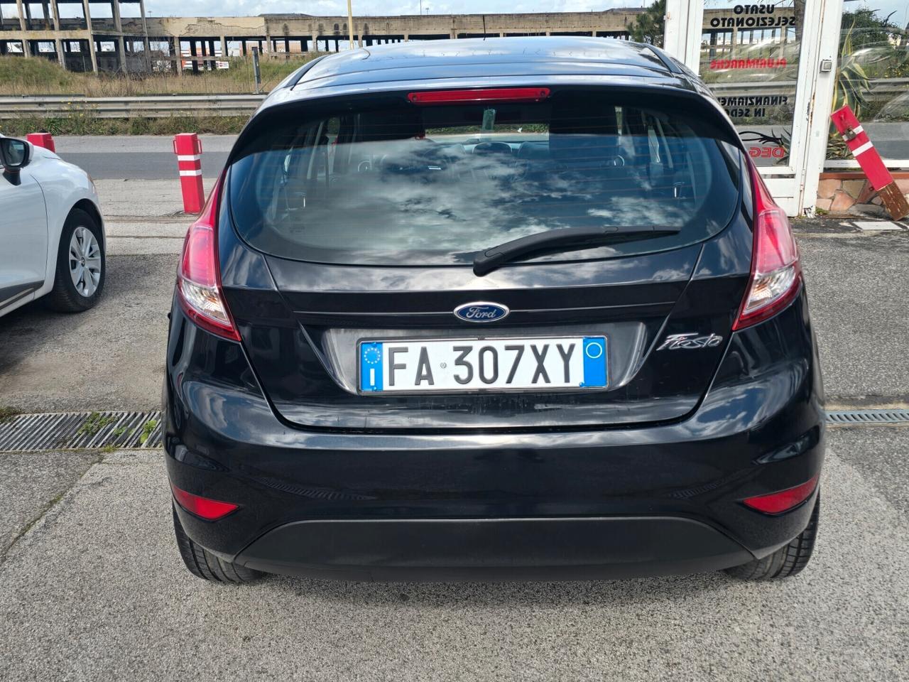 Ford Fiesta 1.5 TDCi 75CV 5 porte Titanium