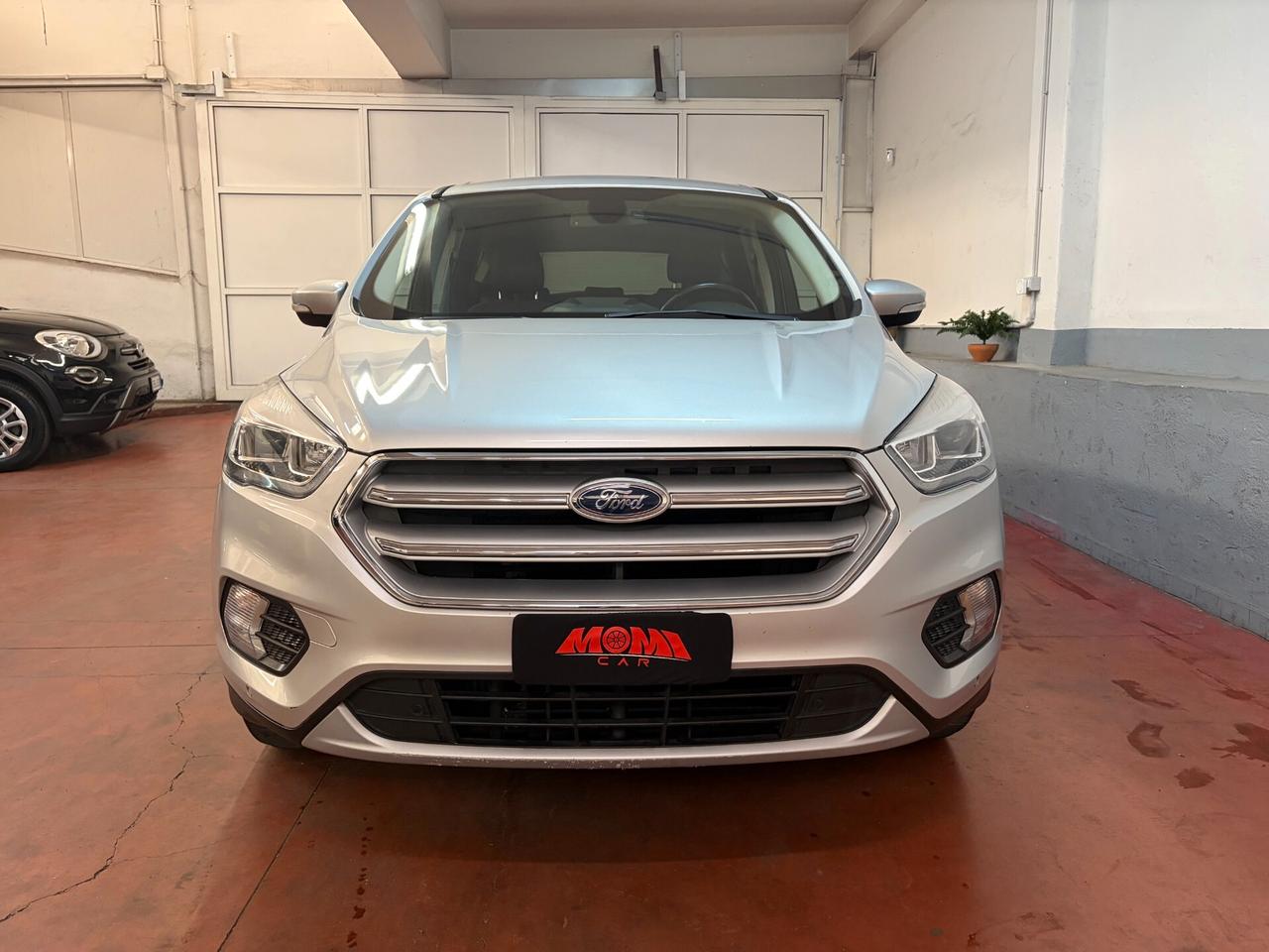 Ford Kuga 1.5 TDCI 120 CV S&S 2WD Powershift Edition