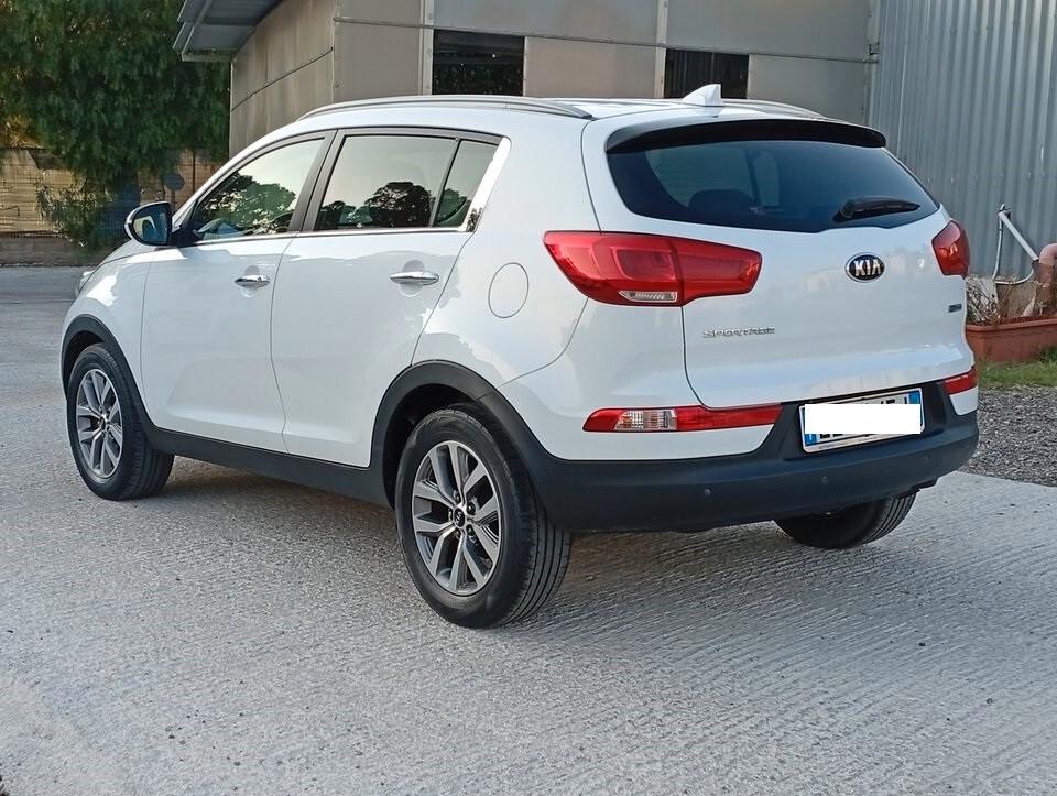 Kia Sportage 1.7 CRDI VGT 2WD high tech